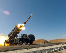 Japonya, ülke sınırları içindeki ilk füze denemesini yaptı