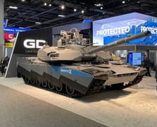 ABD ordusu ilk M1E3 Abrams prototipini teslim aldı
