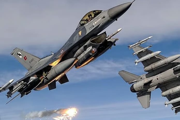 Antalya'daki 'F-16 hareketliliği' iddialarına DMM'den yalanlama
