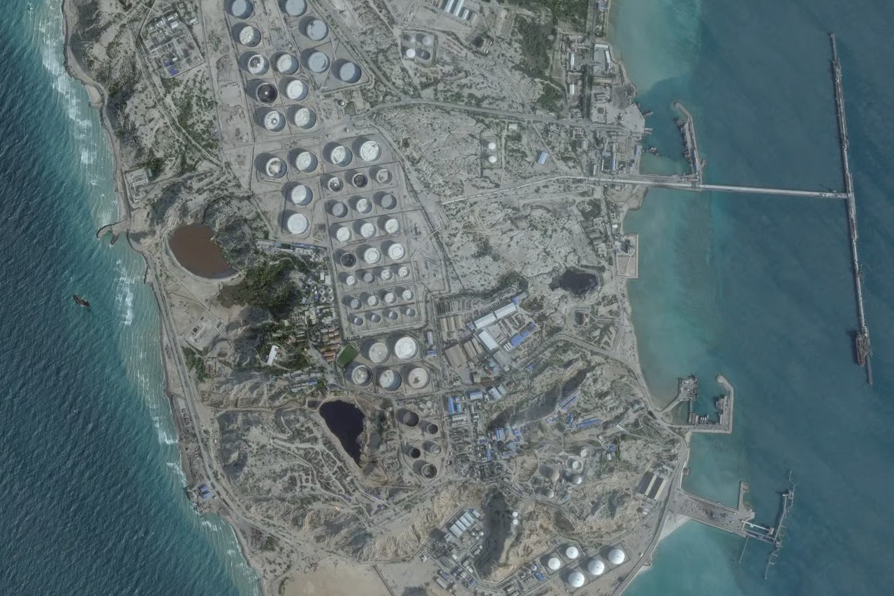 Trump Threatens Iran’s Kharg Island Oil Hub