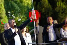 Özgür Özel'in elindeki kirli suyun sebebi CHP'li belediye çıktı