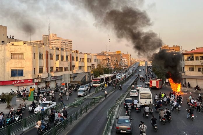 Rejim karşıtı protestoların devam ettiği İran'da ölü sayısı 116'ya yükseldi
