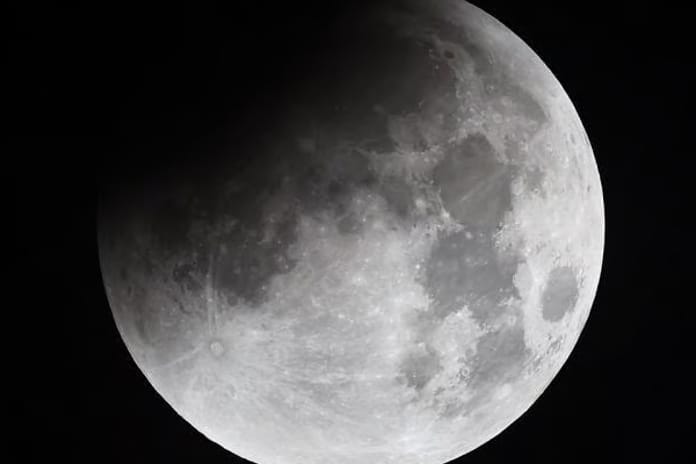 NASA, Artemis II ile 2026’da Ay’a insanlı görev başlatıyor