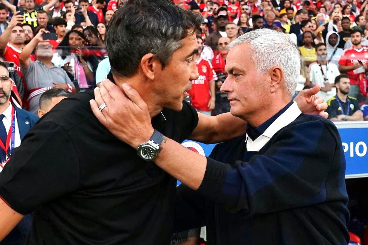 Bruno Lage gitti, Mourinho geliyor