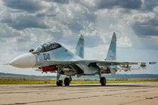 Rusya'dan Belarus'a yeni Su-30 savaş uçağı teslimatı
