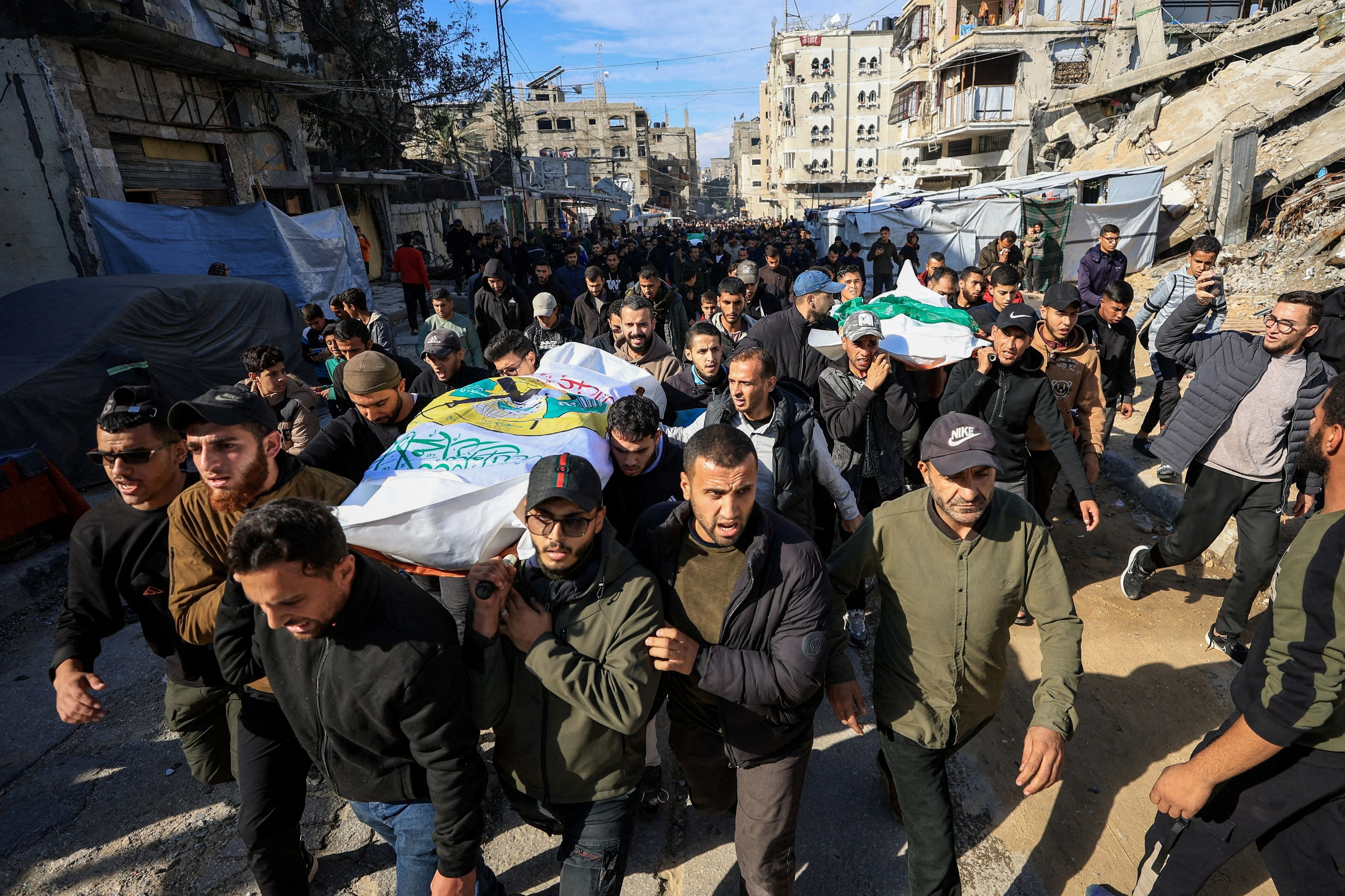 Gazze'de Emniyet mensubu Ahmed Zemzem “İsrail ajanları” tarafından vuruldu