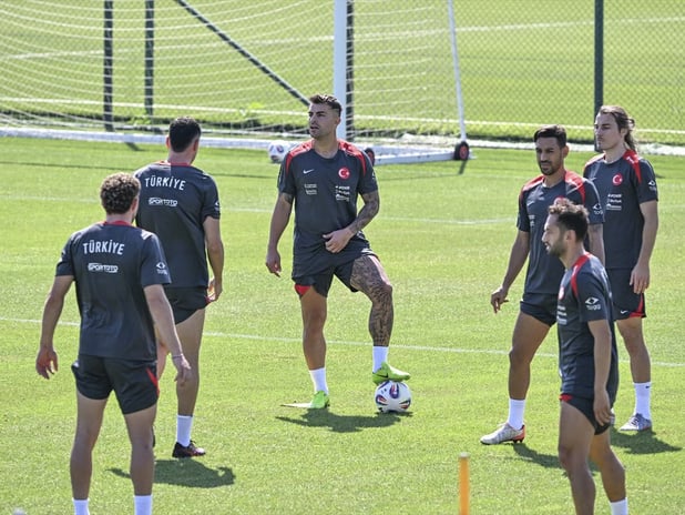 A Milli Takım'da futbolcular arasında kriz: İspanya mağlubiyeti sonrası patlayan sosyal medya kaosu