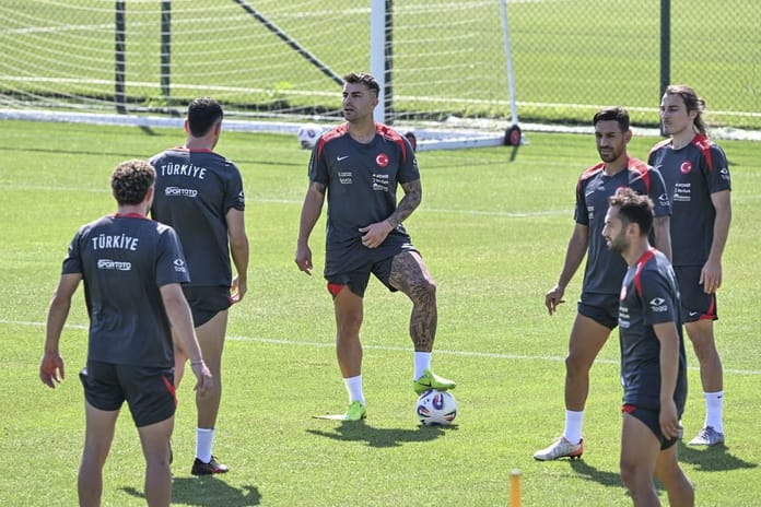 A Milli Takım'da futbolcular arasında kriz: İspanya mağlubiyeti sonrası patlayan sosyal medya kaosu