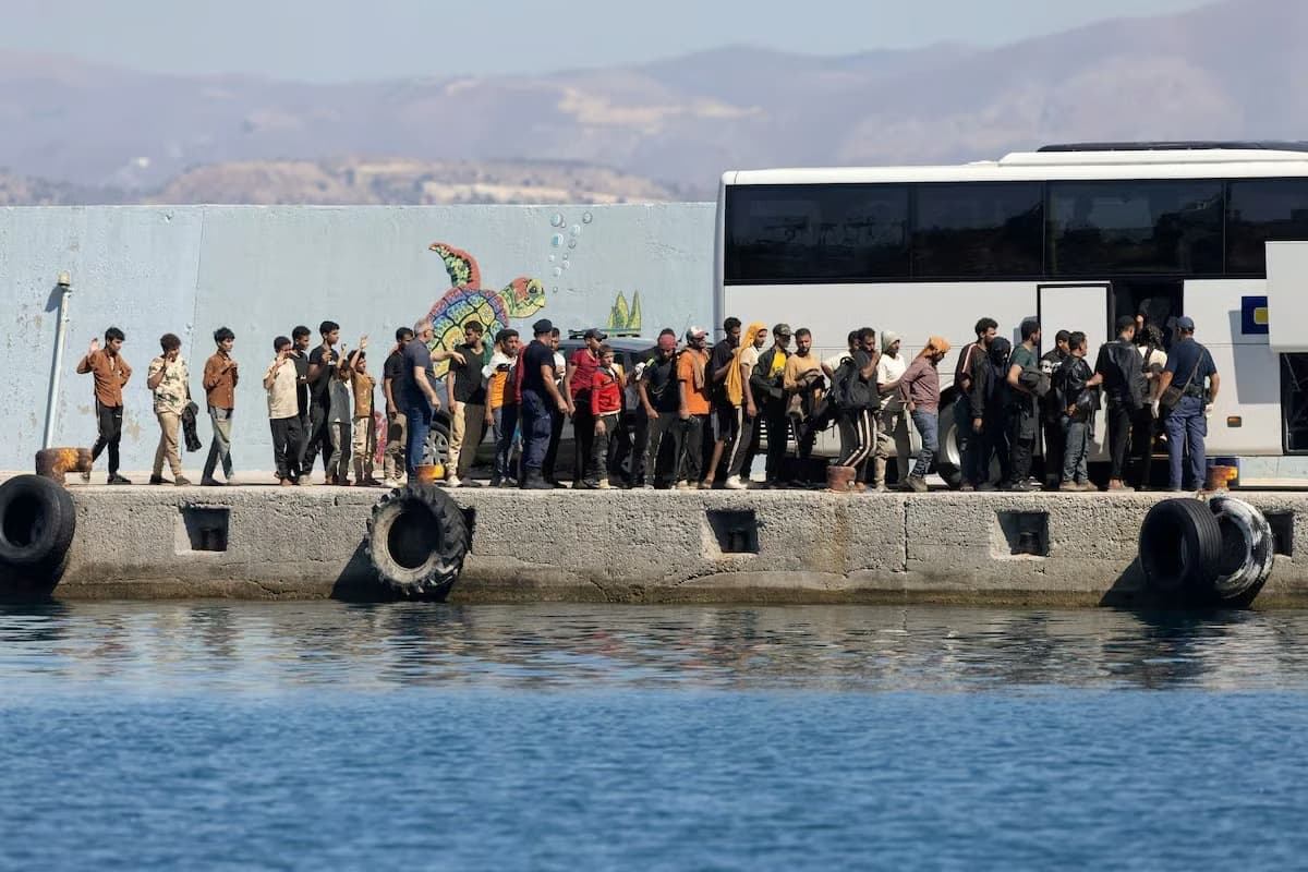 Yunanistan geri çevrilen sığınmacılar için cezaları artırdı 
