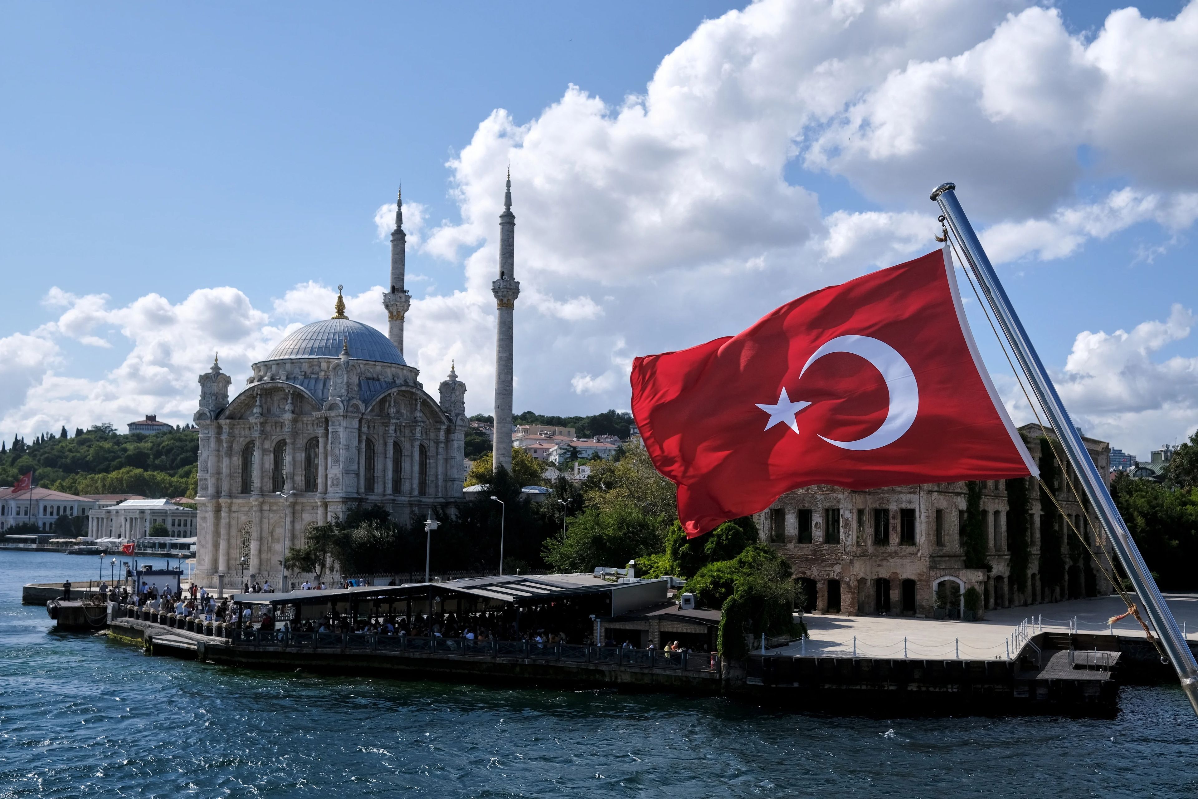 Barışın diplomasisinin adresi İstanbul: Taliban ile Pakistan arasında kritik zirve