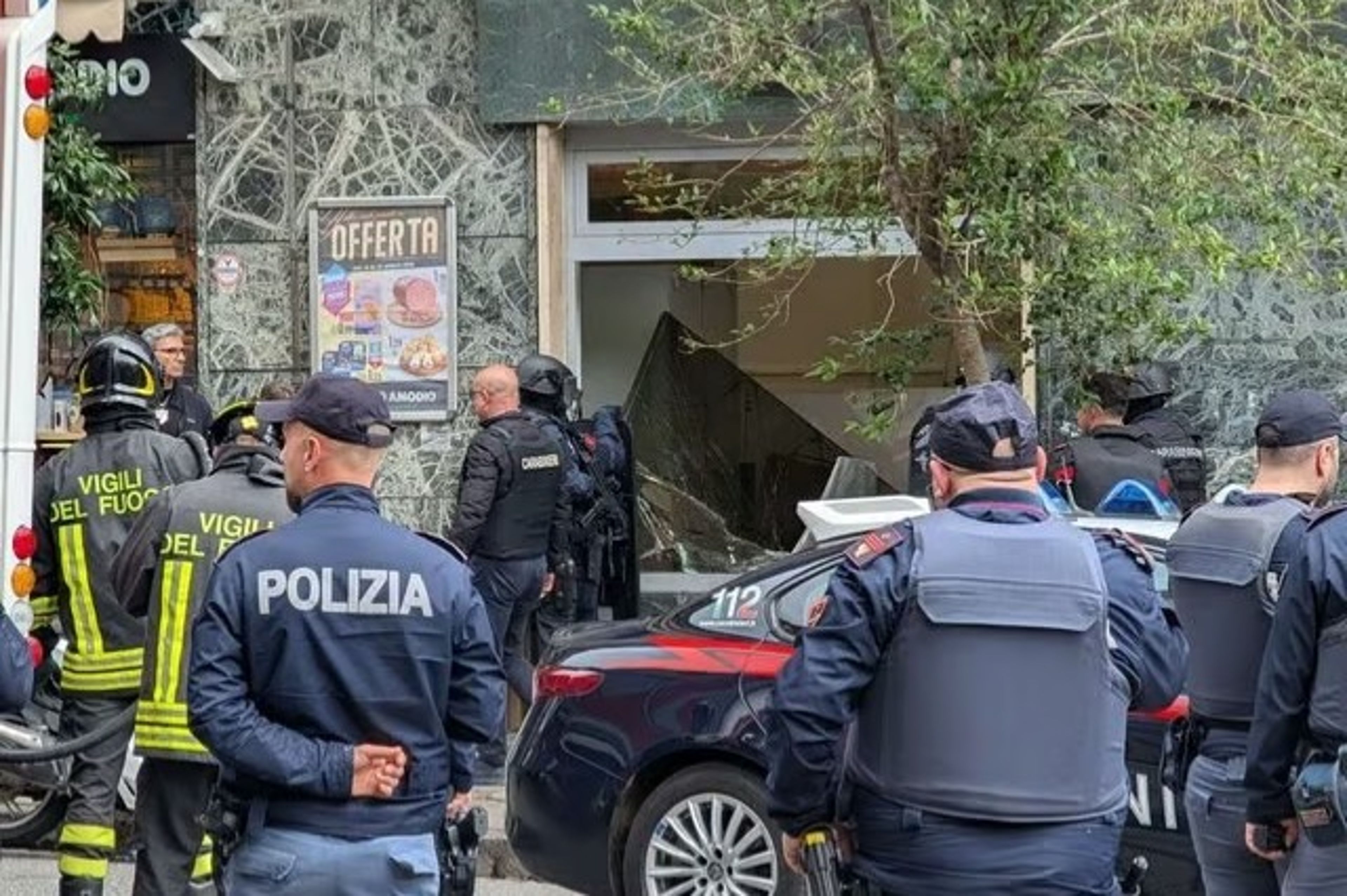 İtalya'nın Napoli kentinde banka soygununda rehine krizi