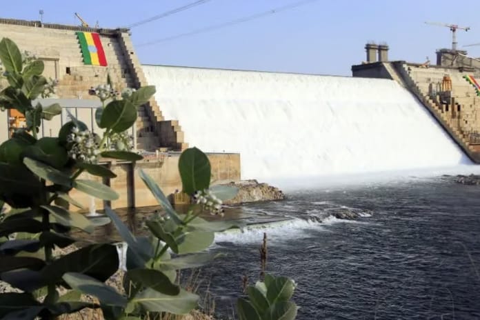 Etiyopya'da tarihi gün: Afrika'nın en büyük su barajı açıldı