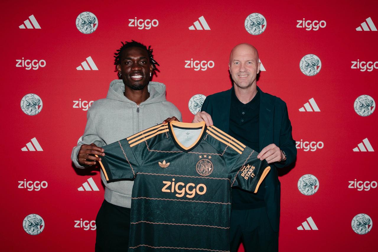 Yves Bissouma 2027'ye kadar Ajax'ta