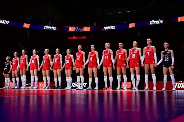 Namağlup A Milli Kadın Voleybol Takımı, Milletler Ligi'nde evinde ilk kez sahaya çıkıyor
