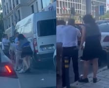 Kadın yolcu araçta sigara içmesine karşı çıkan taksiciye saldırdı