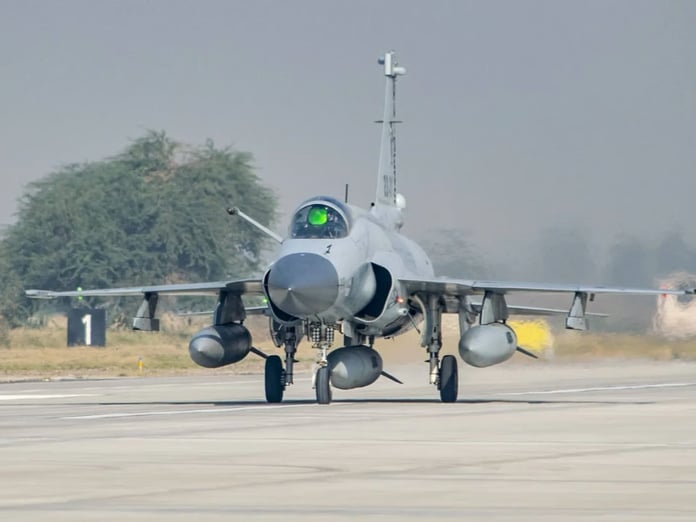 Çin savaş uçağı ihracatını önemli ölçüde artırmaya hazırlanıyor