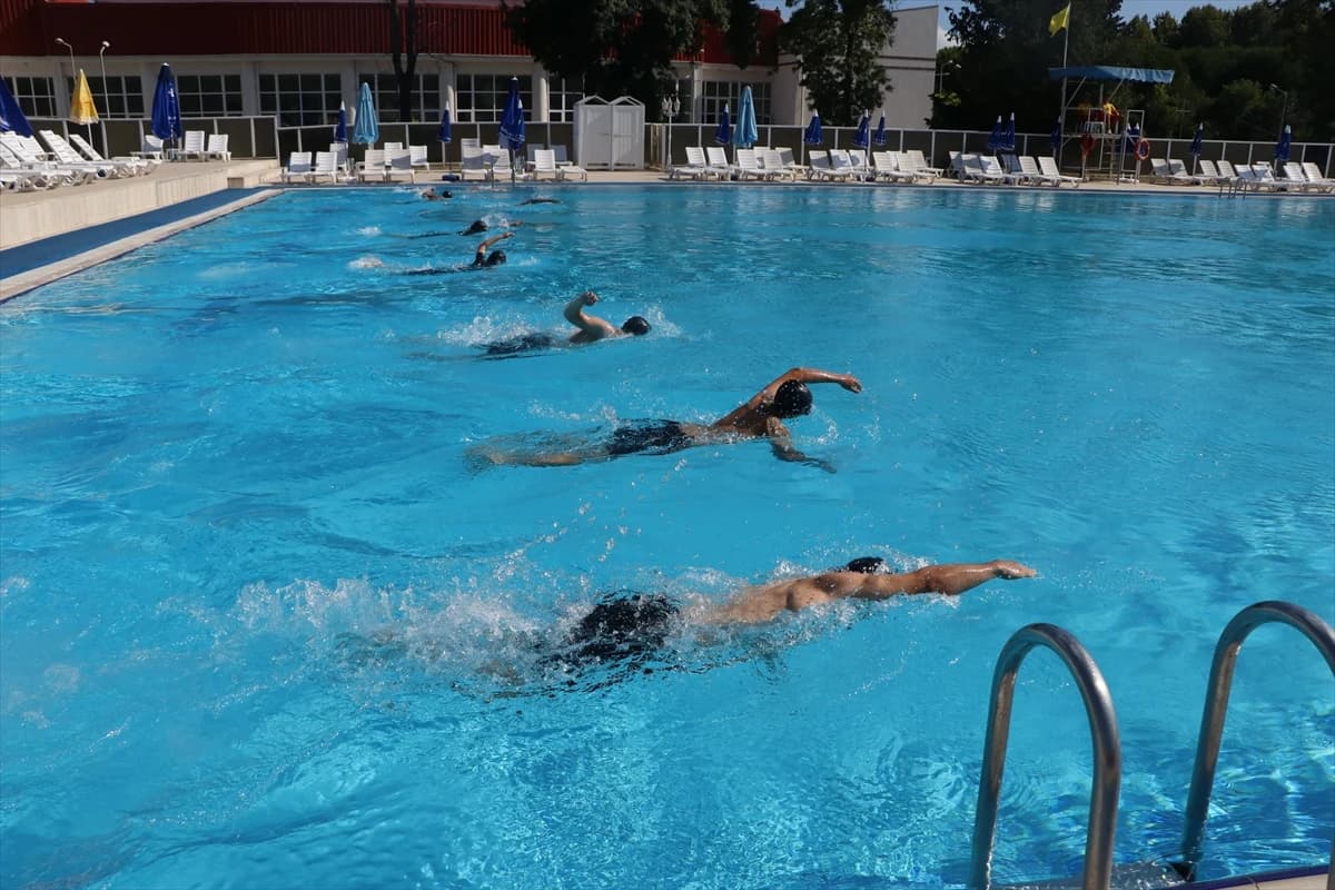 Barbaros'un torunları burada yetişiyor | Deniz astsubayları bahriye hayatına burada adım atıyor