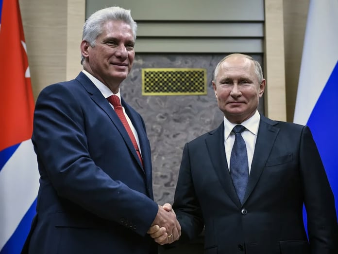 Küba’nın imdadına yine Moskova yetişti