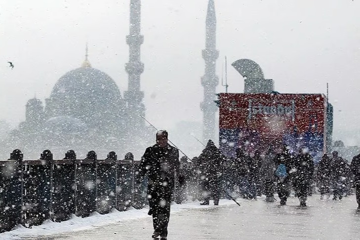 İstanbul'da kar esareti