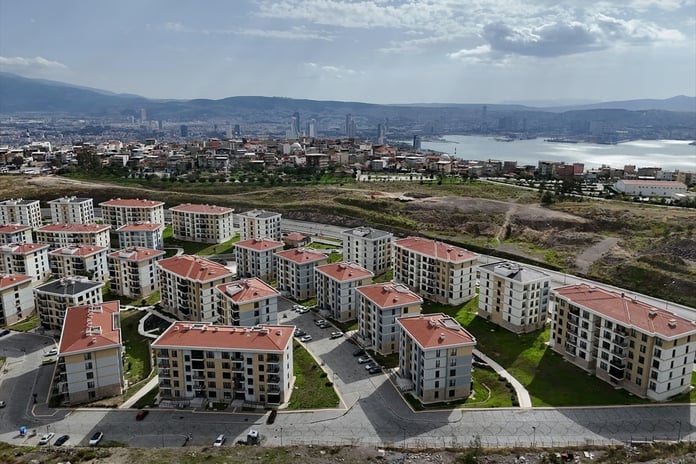 İzmir depreminin üzerinden 5 yıl geçti: 117 can kaybı, konut ve iş yerleri teslim edildi