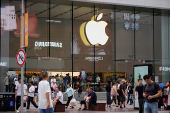Apple Develops China-Specific AI Model With Alibaba