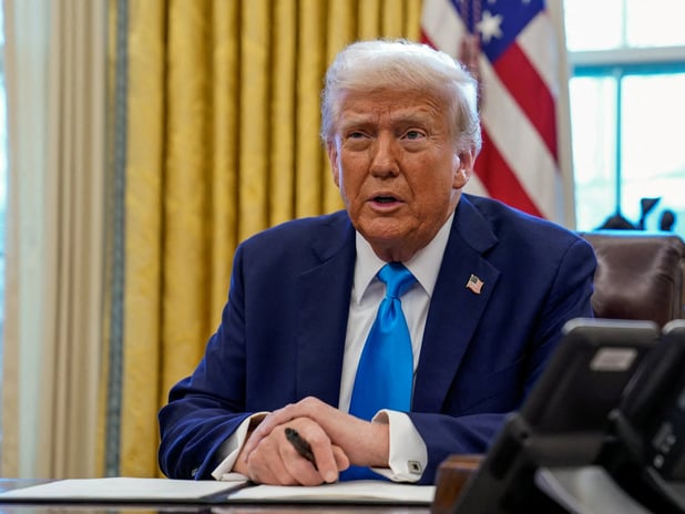 Trump Kanada'ya %35 ek gümrük vergisi getirdi