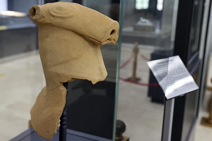 Sivas'ta kepçeye Hitit Testisi takıldı