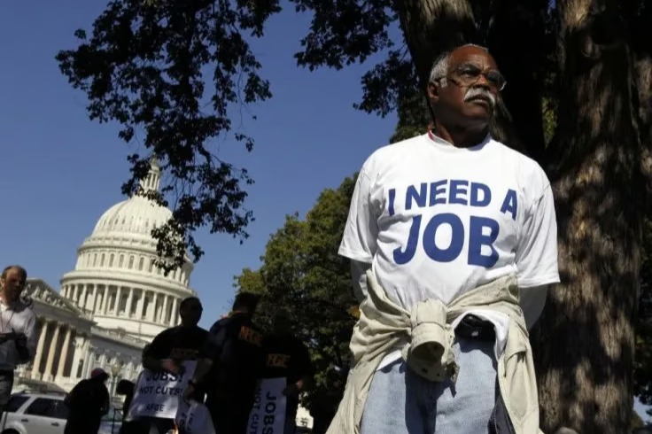US Jobs Surprisingly Fall 23,000, Missing Forecasts