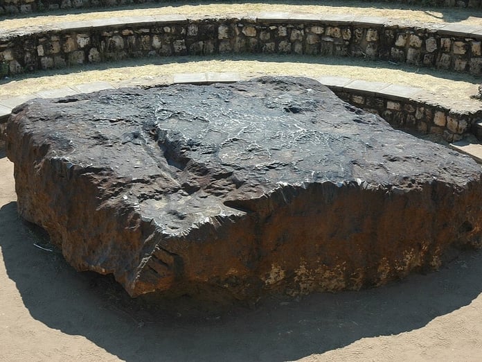 Eski erimiş kaya yağmur damlaları Jüpiter'in doğuşunu ortaya çıkarıyor