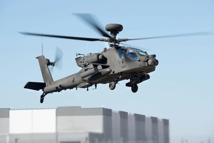 ABD, Avustralya’ya ilk AH-64E Apache taarruz helikopterlerini teslim etti