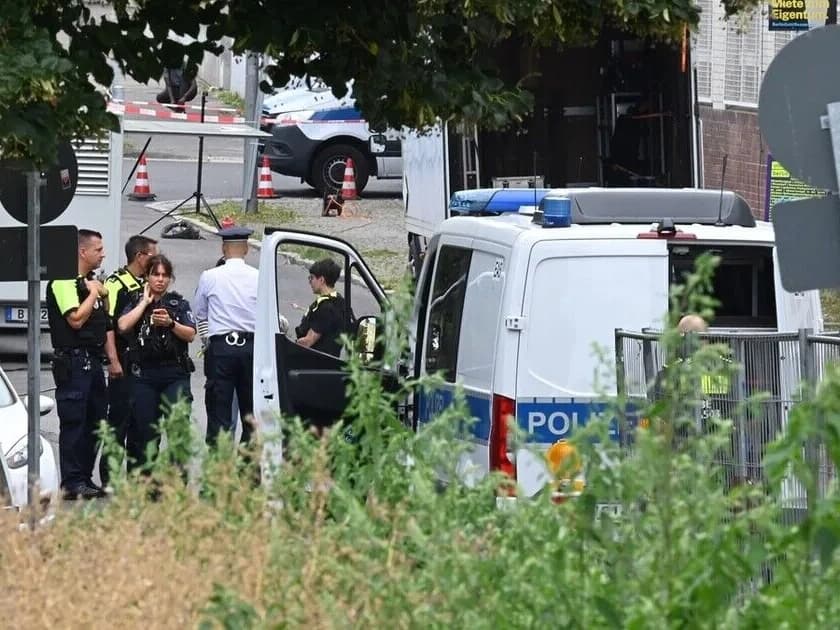 Berlin'de İkinci Dünya Savaşı'ndan kalma bomba bulundu