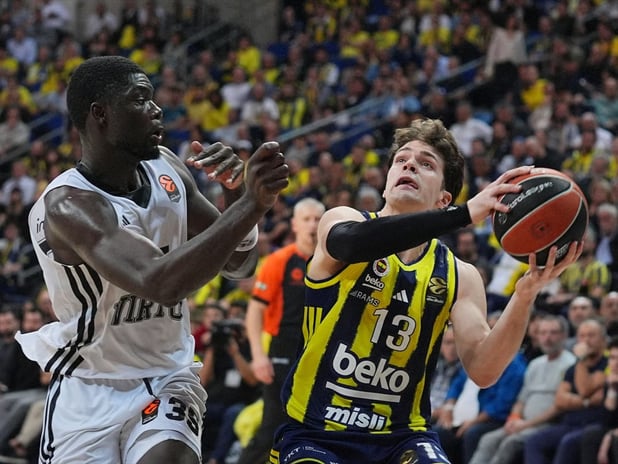 Fenerbahçe kâbusu 45 saniyede bitirdi: Virtus Bologna'nın direnci Melli'nin son saniye basketiyle kırıldı
