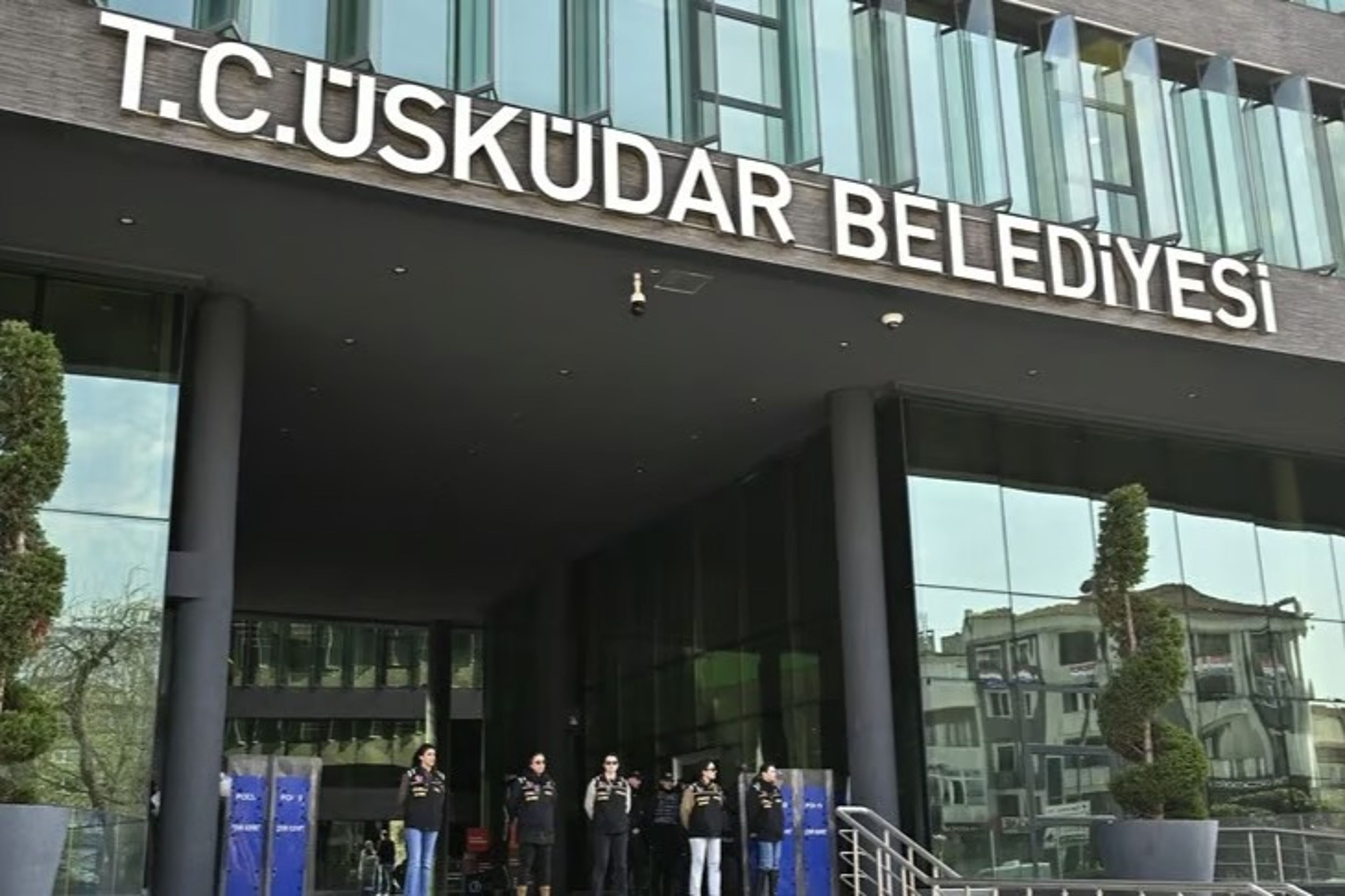 Üsküdar Belediyesi'ne 2. dalga operasyon! Usulsüz yapılara onay verenler gözaltında