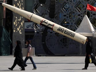 Iranian Missile Arsenal Proves Resilient in Face of US Bombs