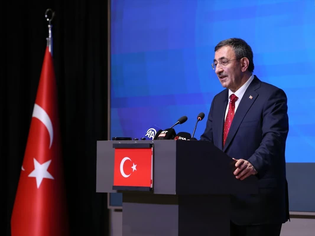 Cevdet Yılmaz’dan enflasyon için 2027 açıklaması 