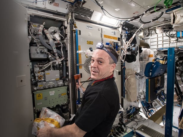 Uzayda oksijen üretiminde devrim: Kabarcıklar mıknatısla ayrılacak