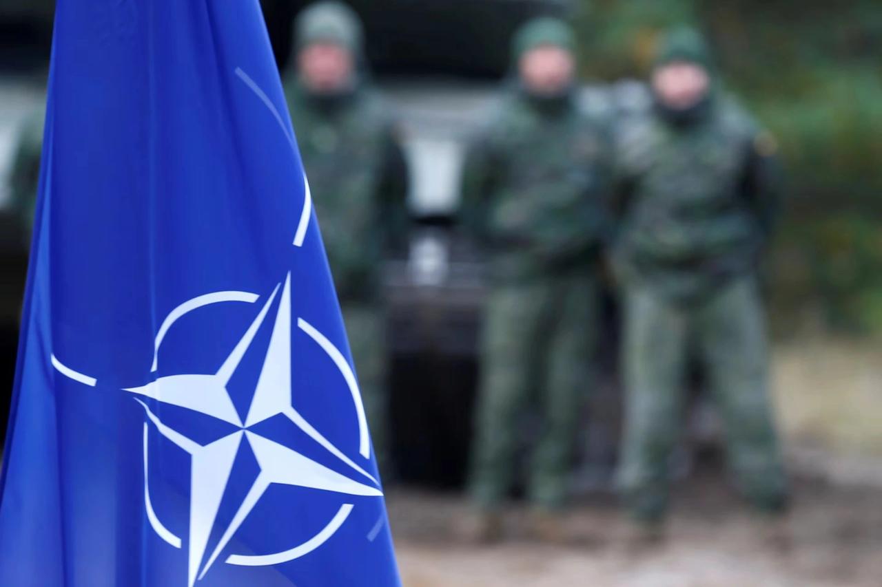 NATO üssünde casusluk alarmı