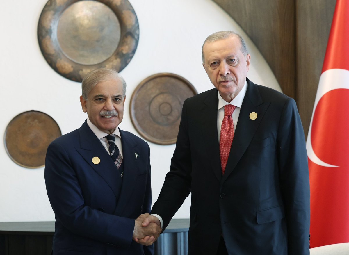 Cumhurbaşkanı Erdoğan ile Pakistan Başbakanı Şahbaz Şerif'in toplantısı basına kapalı şekilde gerçekleştirildi- AA