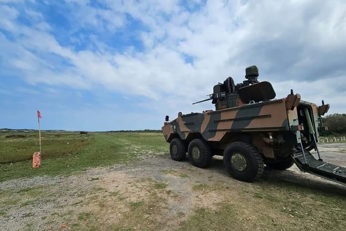 Brezilya Ordusu, UT30BR2 kulesini Guarani zırhlısında test ediyor