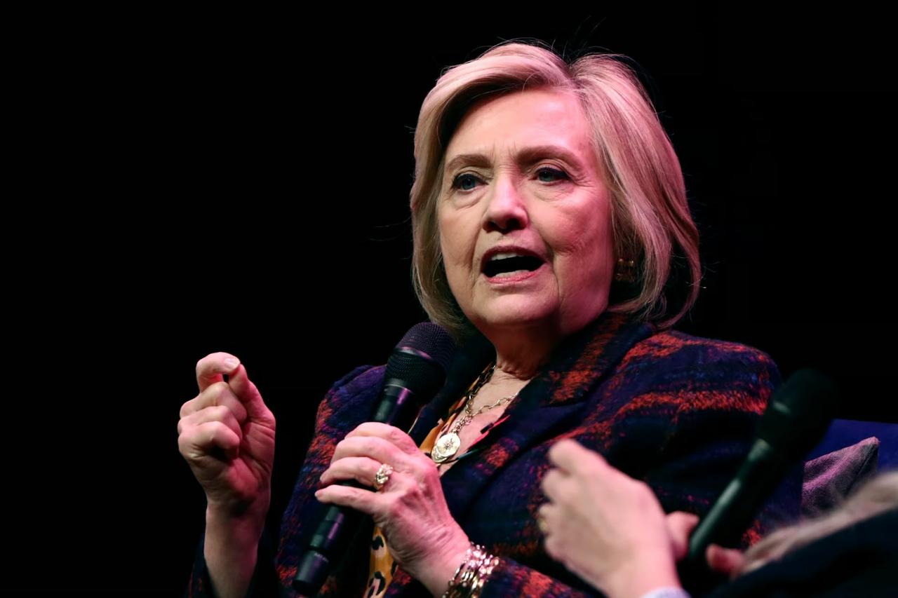 Clinton'dan Trump'a Epstein tepkisi