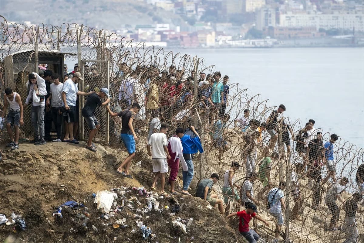 53 bin düzensiz göçmen Fas'a döndü