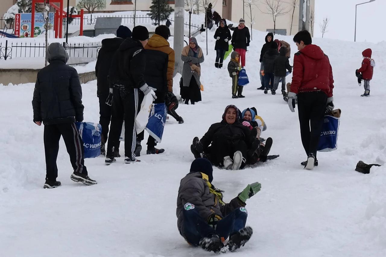 14 Ocak okullar tatil mi 2026? Bugün okullar tatil mi?