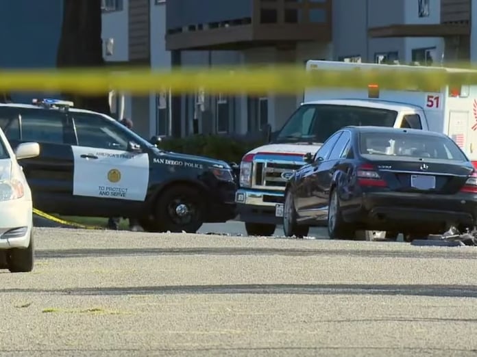 ABD'de sahil güvenlik üssünde saldırı paniği: 3 yaralı