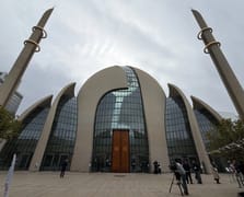 Almanya'da gençler İslam dinine Kilise'den daha fazla güveniyor