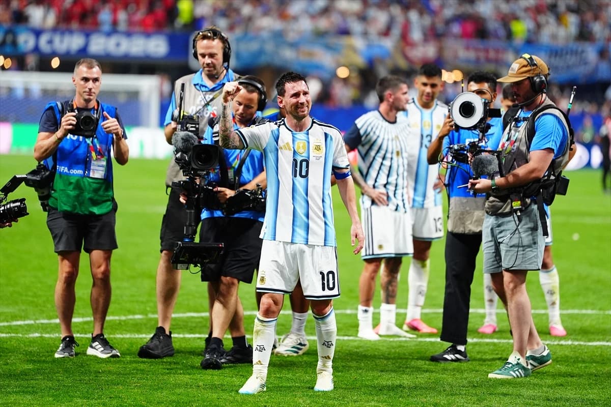 Messi'den tarihi rekorlar