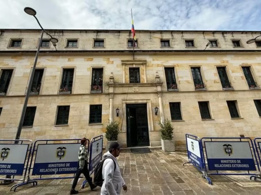 Colombia Recalls Ambassador to the U.S.