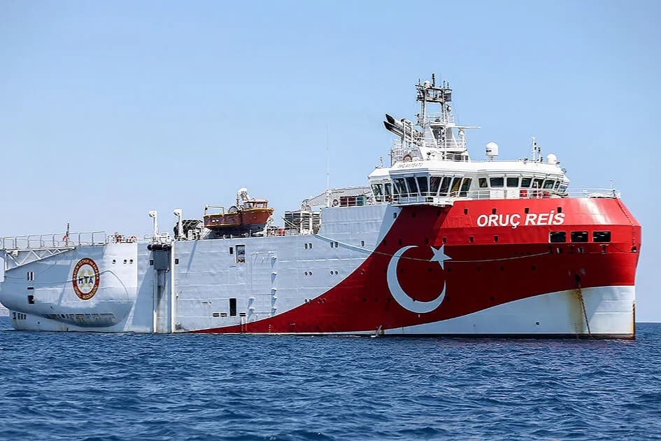 Türkiye Kıbrıs'ta Navtex ilan etti