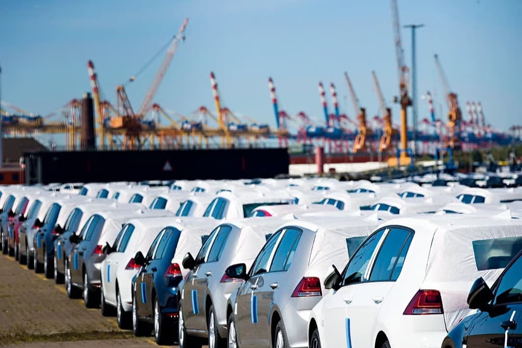 Alman otomotiv endüstrisi can çekişiyor