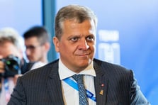 Polonya'da sahte diploma soruşturması: Paris Büyükelçisi görevden alındı