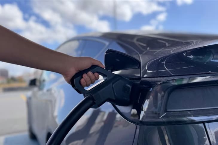 Elektrikli araçta büyük tuzak! "Uzun menzilli" yalanı 300 bin liraya patlıyor! 